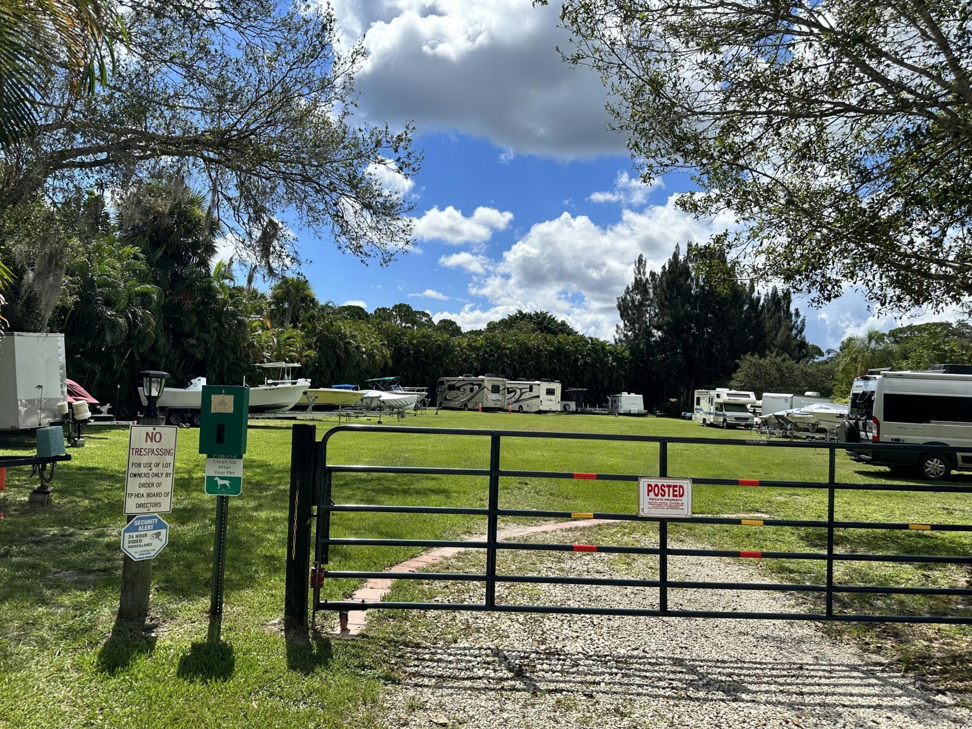 121 SE Paradise Place, Stuart, FL 34997 Photo