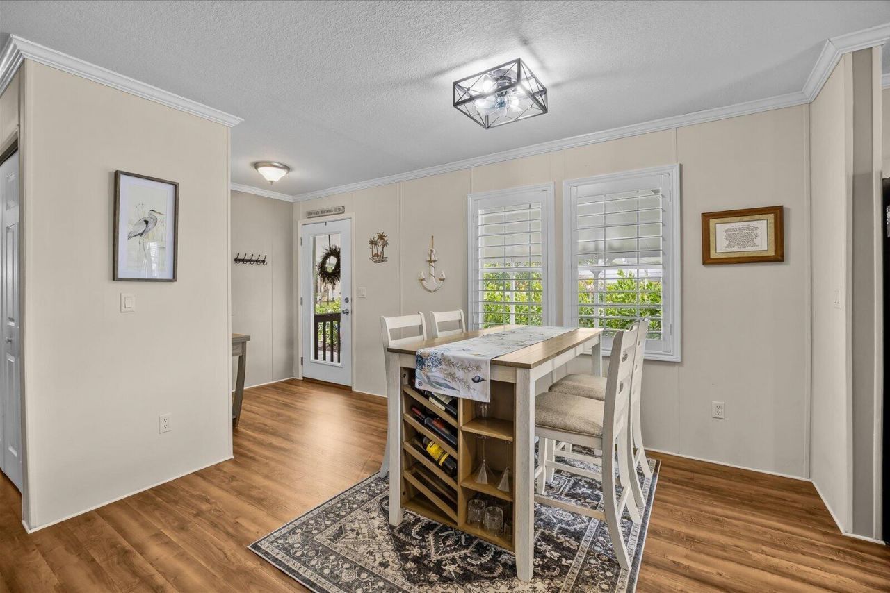 121 SE Paradise Place, Stuart, FL 34997 Photo