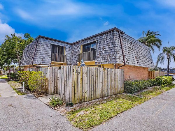 149 Lake Arbor Drive, Palm Springs, FL 33461