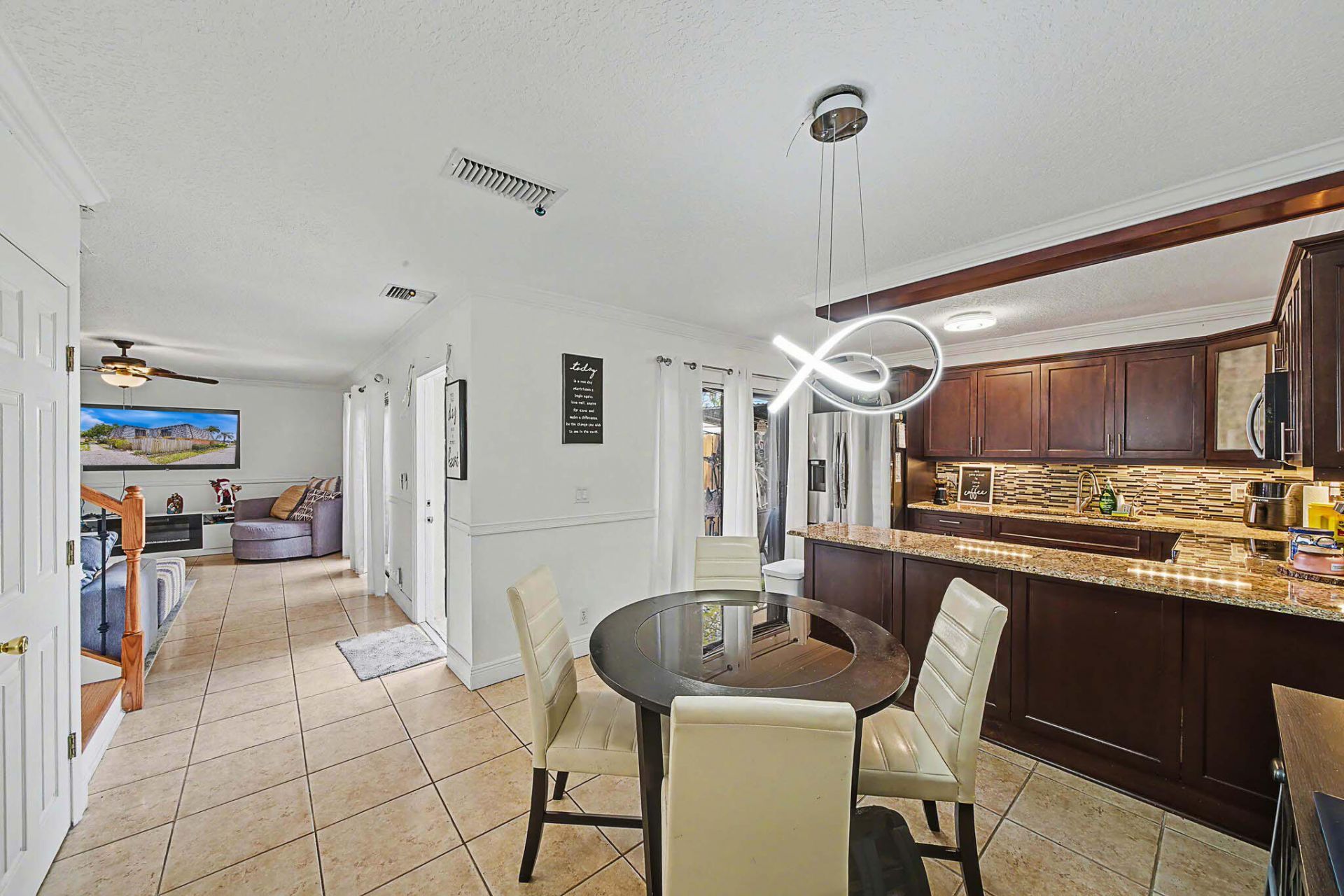 149 Lake Arbor Drive, Palm Springs, FL 33461 Photo