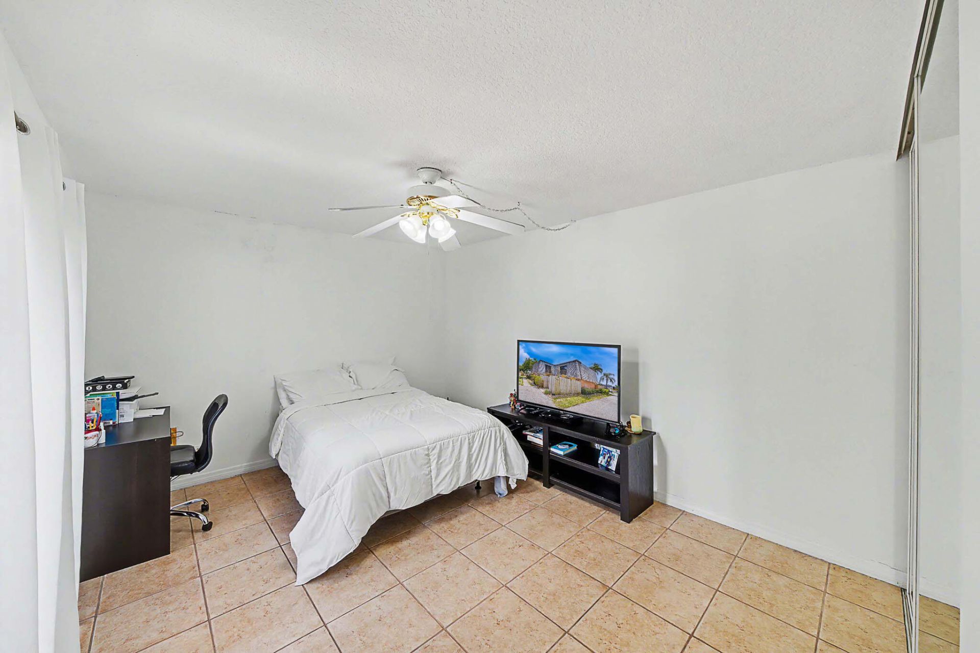 149 Lake Arbor Drive, Palm Springs, FL 33461 Photo