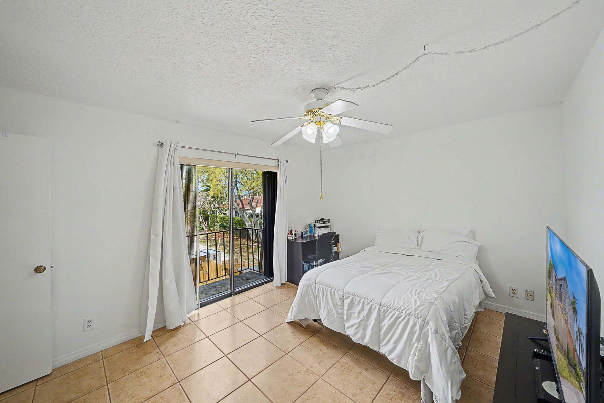 149 Lake Arbor Drive, Palm Springs, FL 33461 Photo