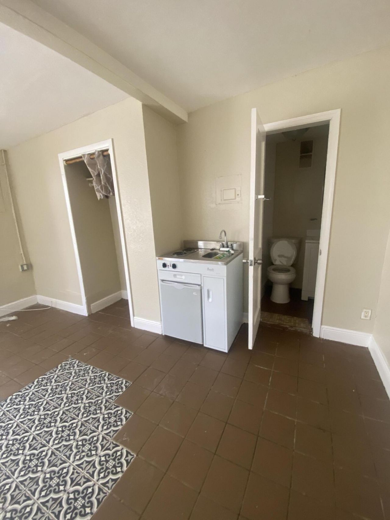 908 NE 17th Terrace, Unit 1-6, Fort Lauderdale, FL 33394 Photo