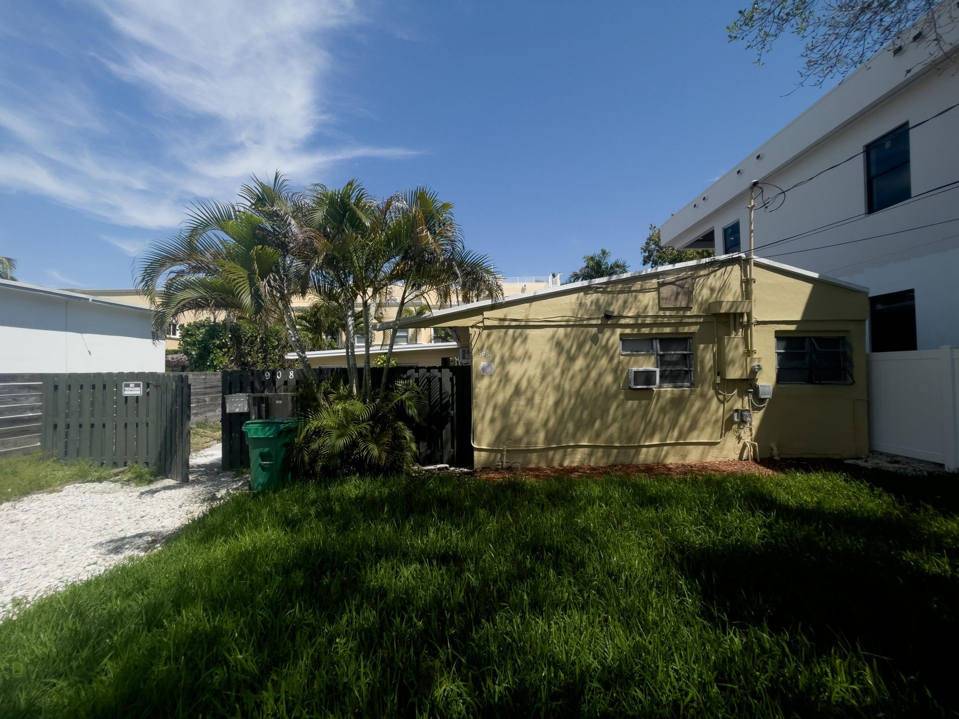 908 NE 17th Terrace, Unit 1-6, Fort Lauderdale, FL 33394 Photo
