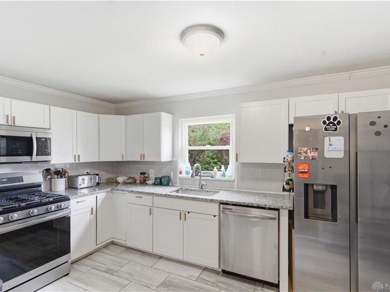 541 E Main Street, Xenia, OH 45385 Photo 14