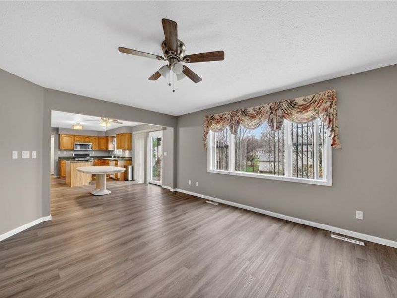 690 Southbridge Boulevard, Brunswick, OH 44212 Photo 14