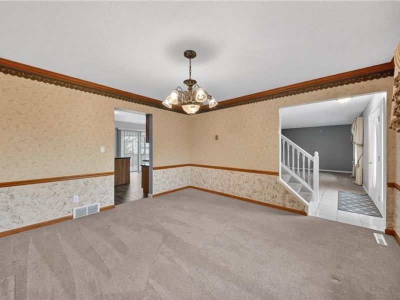 690 Southbridge Boulevard, Brunswick, OH 44212 Photo 17