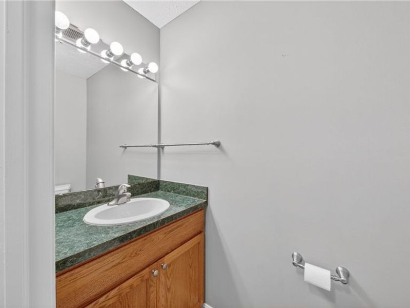 690 Southbridge Boulevard, Brunswick, OH 44212 Photo 18