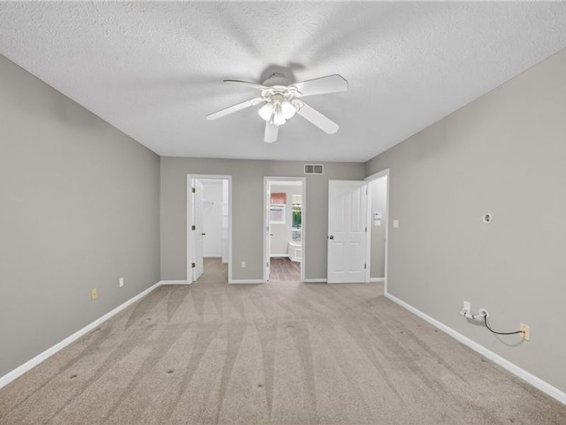 690 Southbridge Boulevard, Brunswick, OH 44212 Photo 21