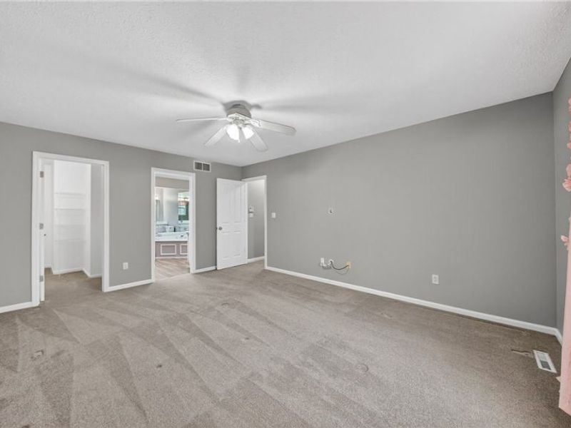 690 Southbridge Boulevard, Brunswick, OH 44212 Photo 22