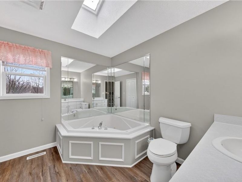 690 Southbridge Boulevard, Brunswick, OH 44212 Photo 24