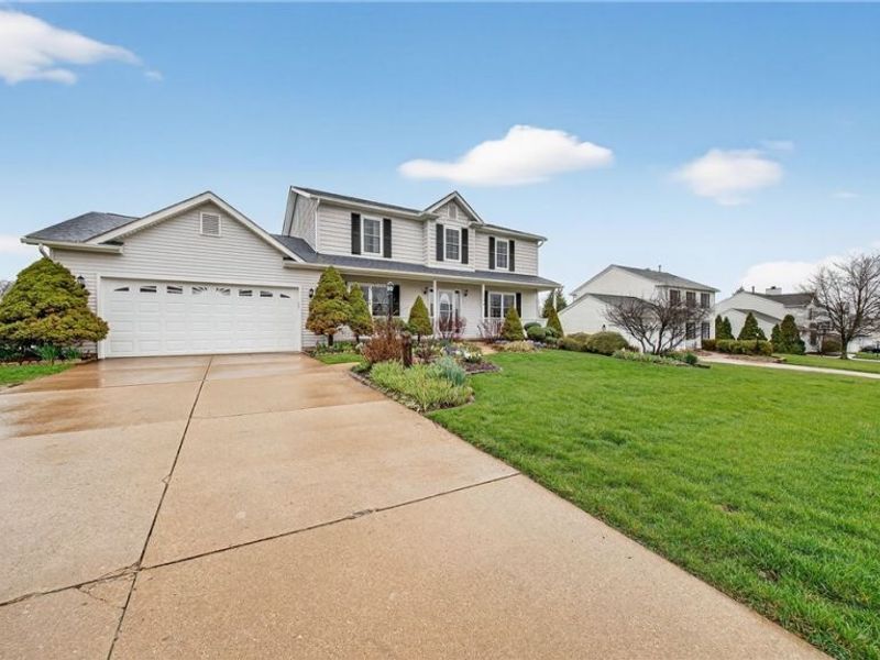 690 Southbridge Boulevard, Brunswick, OH 44212 Photo 3