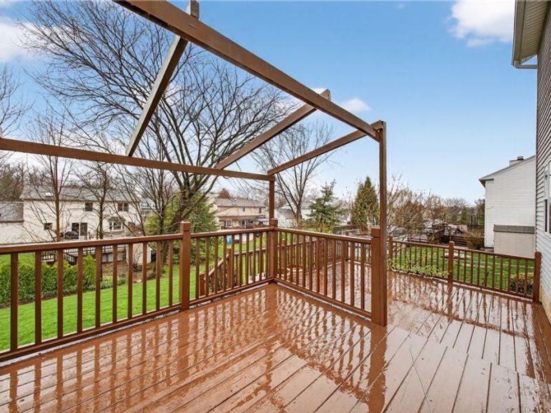 690 Southbridge Boulevard, Brunswick, OH 44212 Photo 6