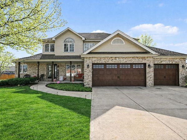 515 Buckingham Place , Shorewood, IL 60404