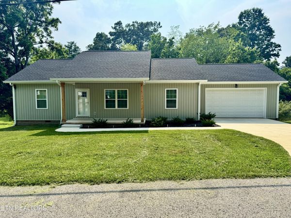 1366 Hidden Valley Drive, Livingston, TN 38570