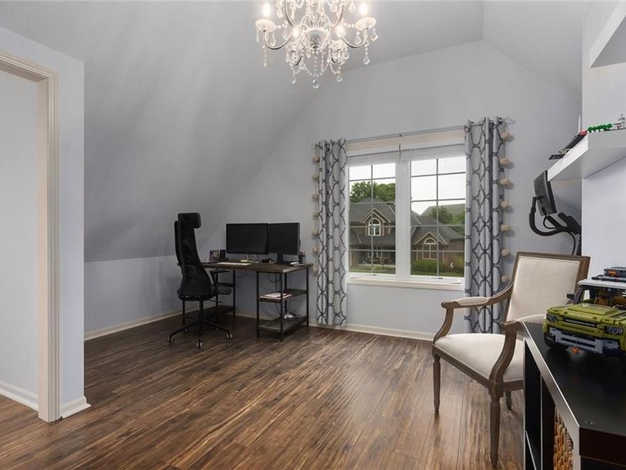Property Image 38