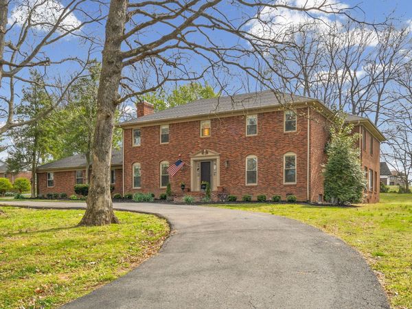 440 Petsch Ln, Hopkinsville, KY 42240