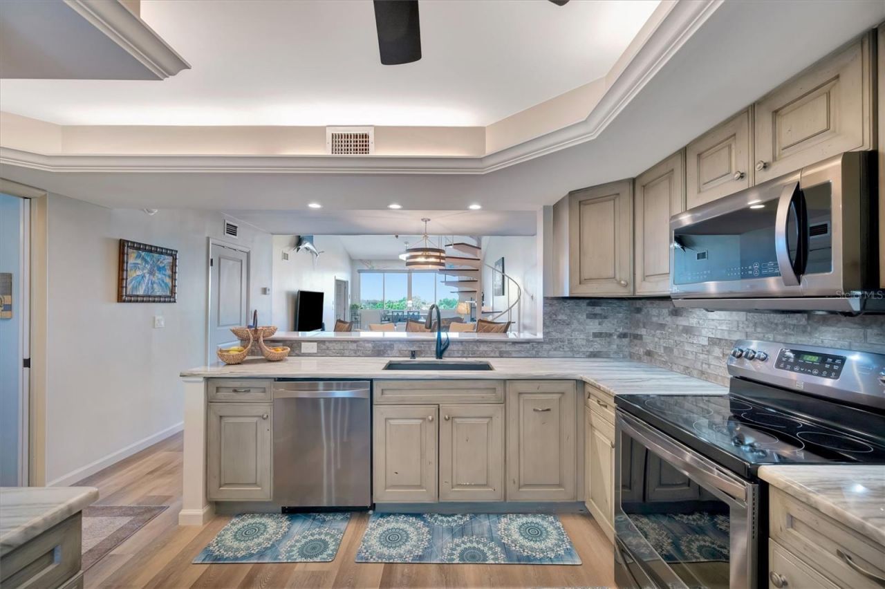 9604 Cortez Road W, Unit 436, Bradenton, FL 34210 Photo