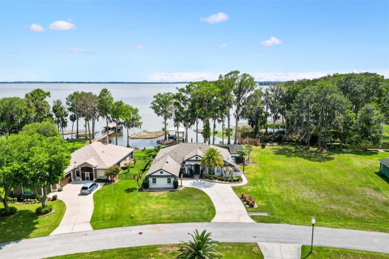 12114 Eagle Point Court, Leesburg, FL 34788 Photo