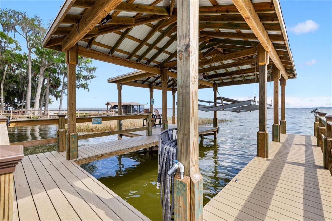 12114 Eagle Point Court, Leesburg, FL 34788 Photo