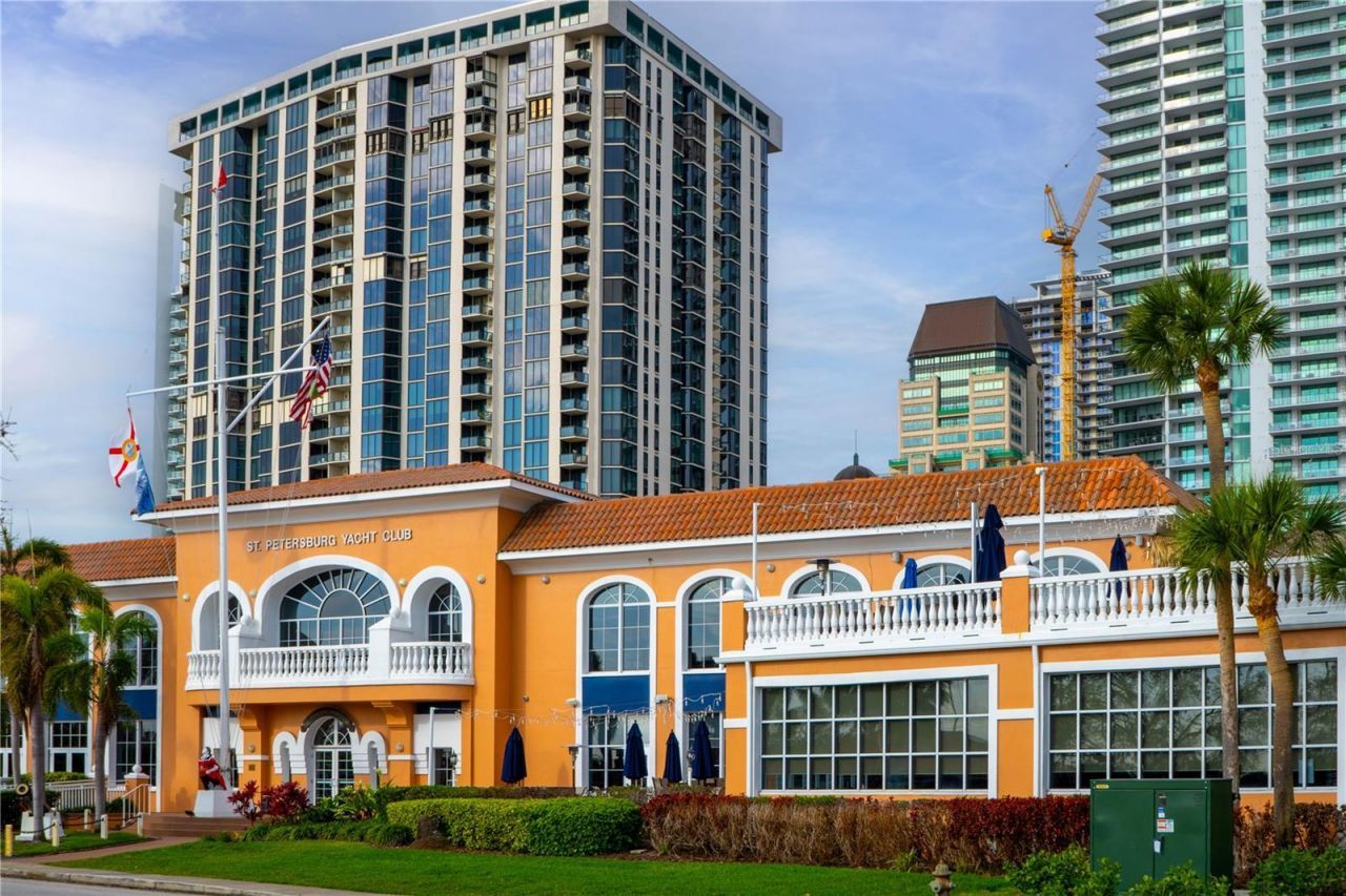 316 8th Street S, Unit 402, Saint Petersburg, FL 33701 Photo