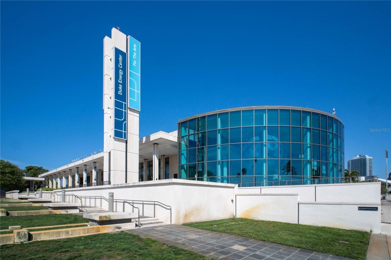 316 8th Street S, Unit 402, Saint Petersburg, FL 33701 Photo