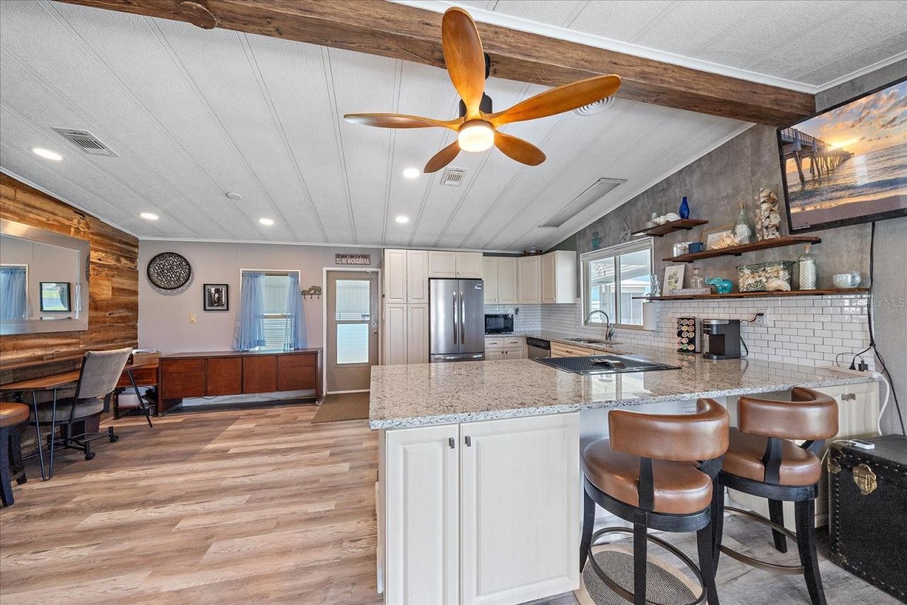 137 Lakeview Drive , Unit 137, Palmetto, FL 34221 Photo