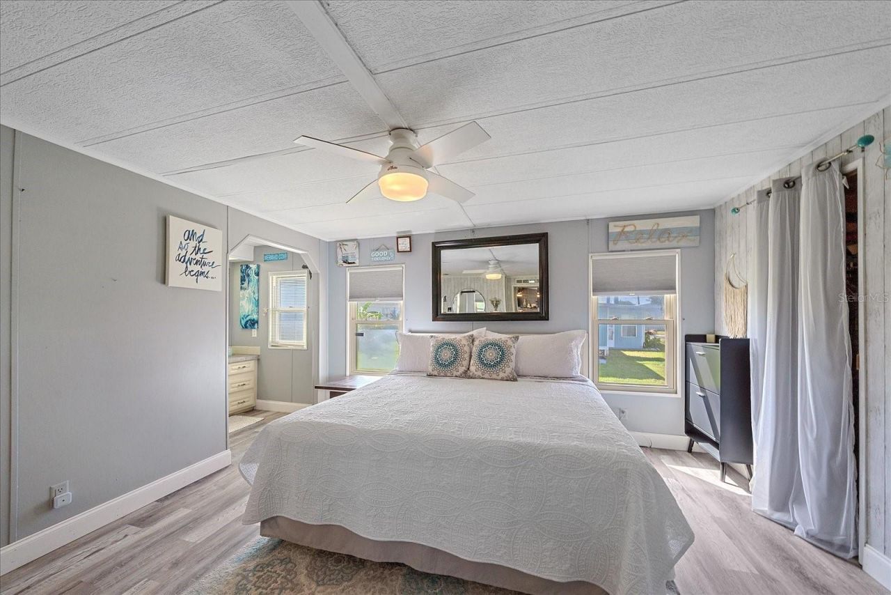 137 Lakeview Drive, Unit 137, Palmetto, FL 34221 Photo