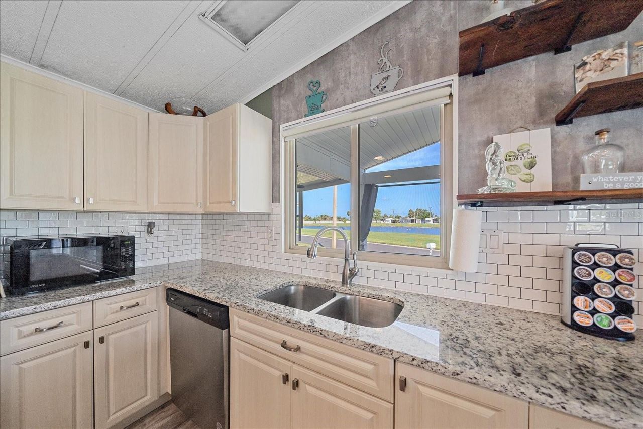 137 Lakeview Drive , Unit 137, Palmetto, FL 34221 Photo