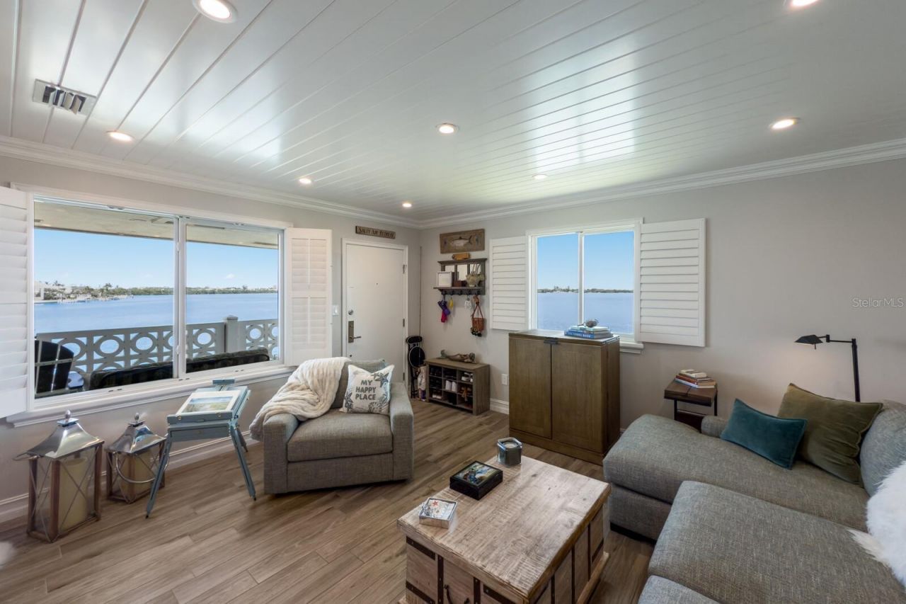 761 John Ringling Boulevard , Unit 31, Sarasota, FL 34236 Photo