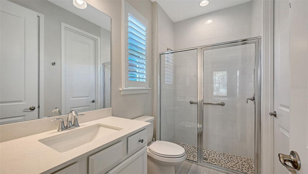 5521 Blue Water Boulevard, Sarasota, FL 34238 Photo