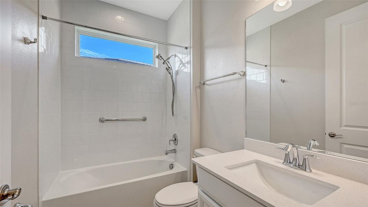 5521 Blue Water Boulevard, Sarasota, FL 34238 Photo