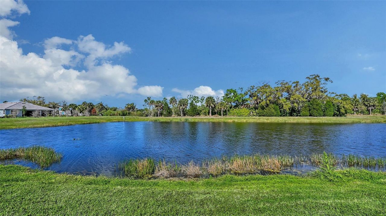 5521 Blue Water Boulevard, Sarasota, FL 34238 Photo