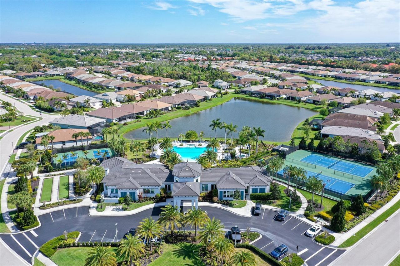 5521 Blue Water Boulevard, Sarasota, FL 34238 Photo