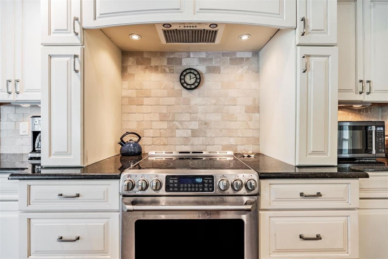 3018 Prestige Drive, Clearwater, FL 33759 Photo