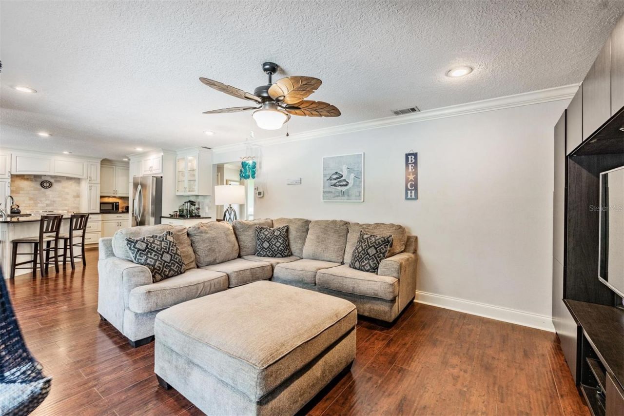 3018 Prestige Drive, Clearwater, FL 33759 Photo