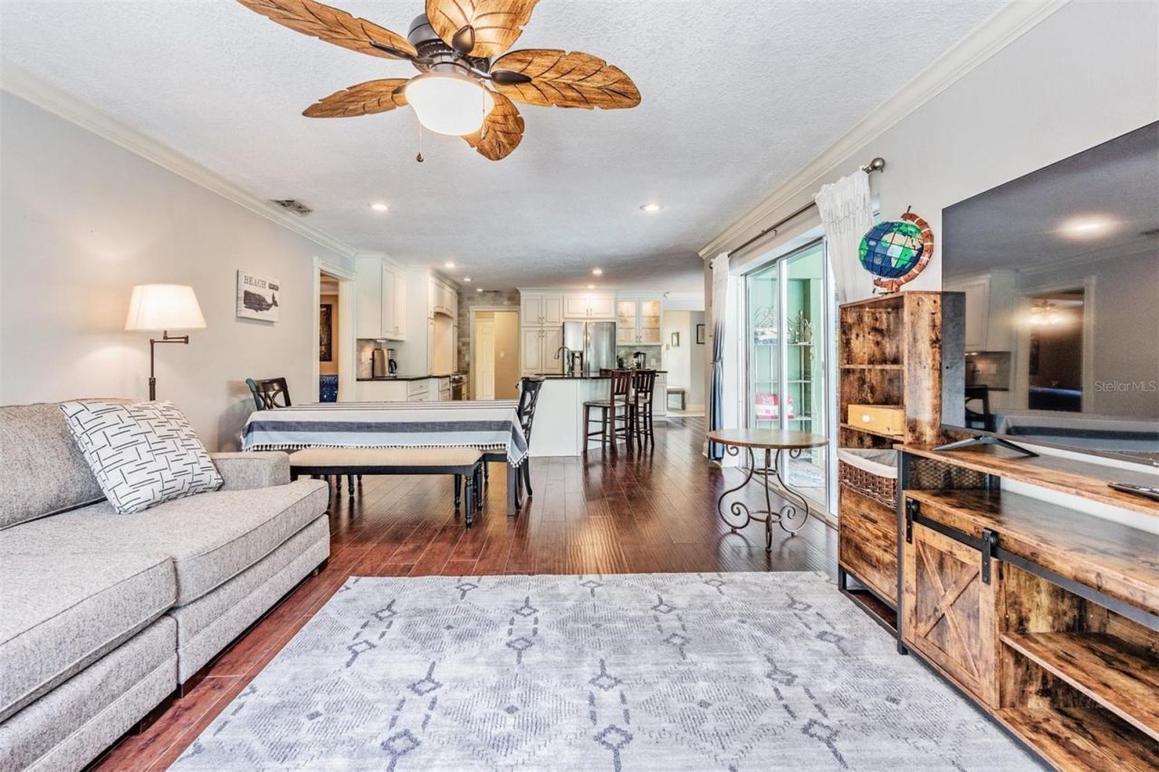 3018 Prestige Drive, Clearwater, FL 33759 Photo