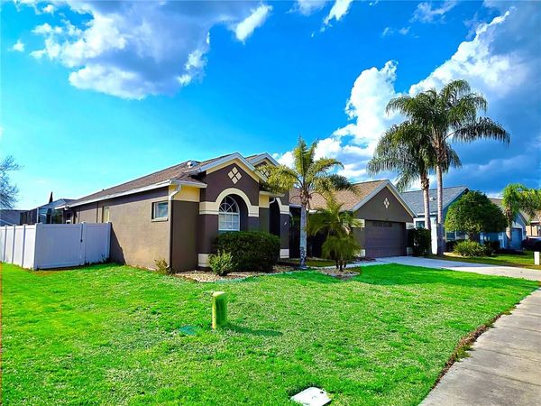 7927 ROUNDELAY DRIVE , NEW PORT RICHEY, FL 34654