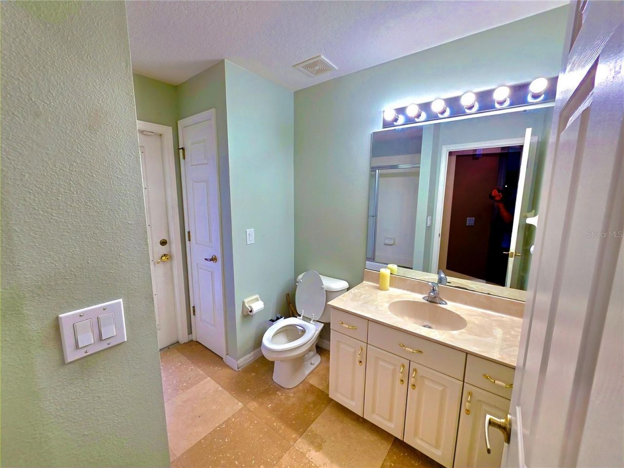 7927 Roundelay Drive, New Port Richey, FL 34654 Photo