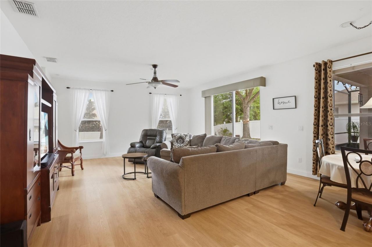 3014 Zander Drive , Grand Island, FL 32735 Photo