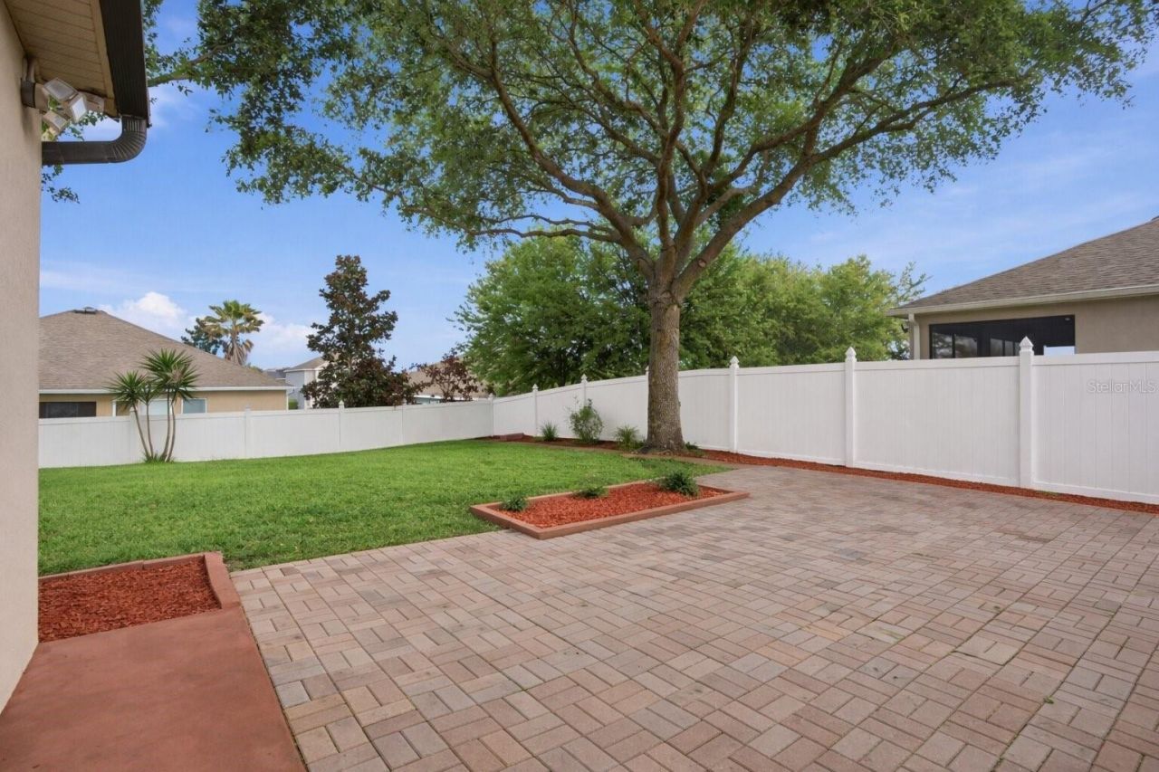 3014 Zander Drive , Grand Island, FL 32735 Photo