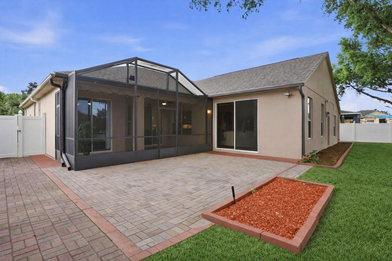 3014 Zander Drive , Grand Island, FL 32735 Photo