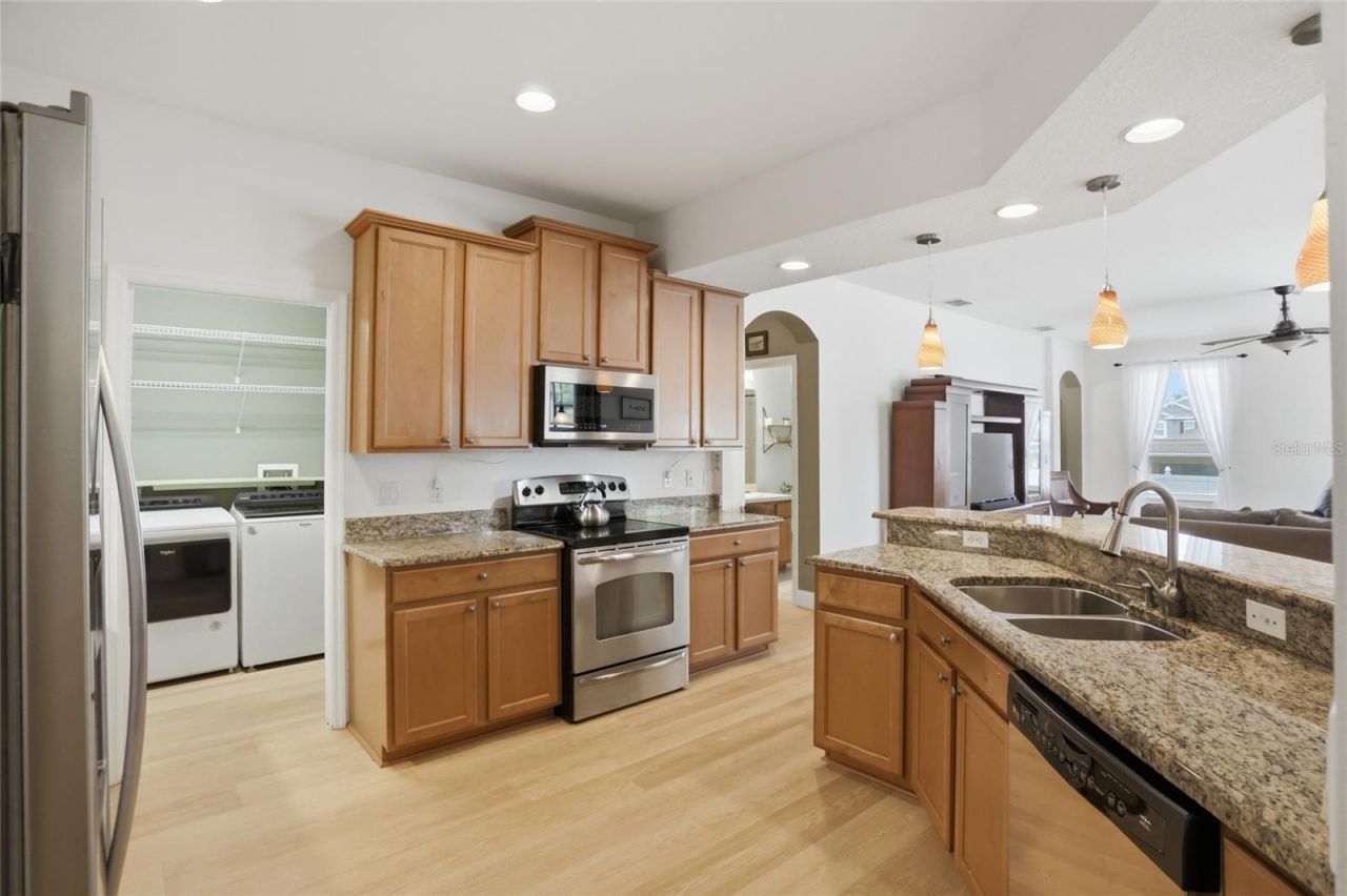 3014 Zander Drive , Grand Island, FL 32735 Photo