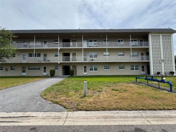5720 13TH AVENUE N, Unit 106B, ST PETERSBURG, FL 33710