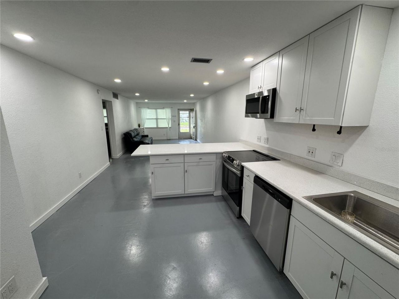 5720 13th Avenue N, Unit 106B, Saint Petersburg, FL 33710 Photo