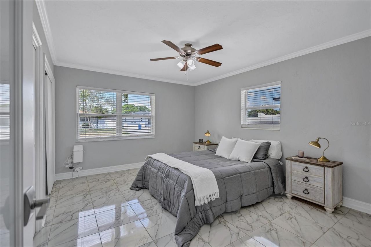 3890 Benson Avenue N, Saint Petersburg, FL 33713 Photo