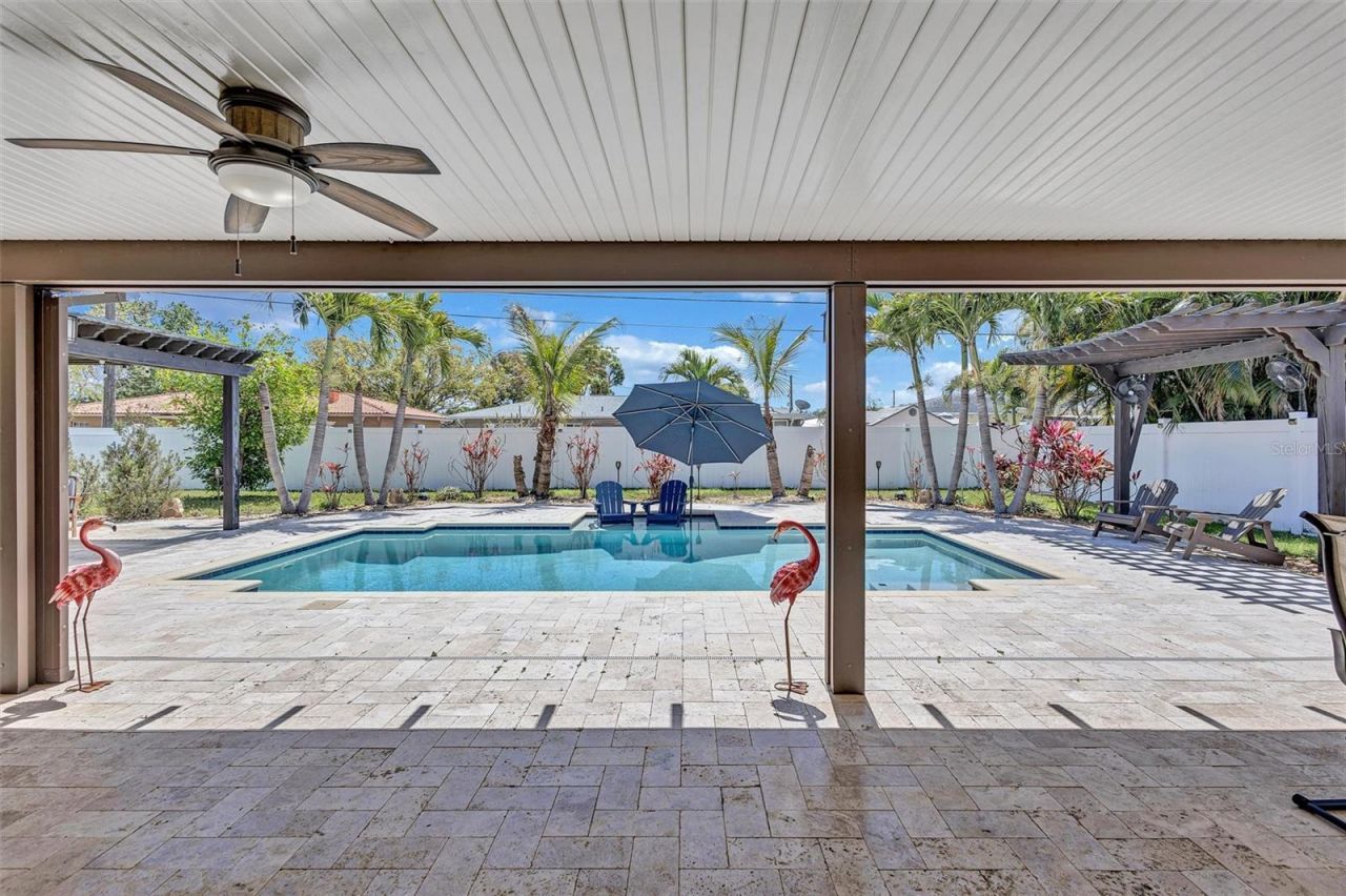 3890 Benson Avenue N, Saint Petersburg, FL 33713 Photo