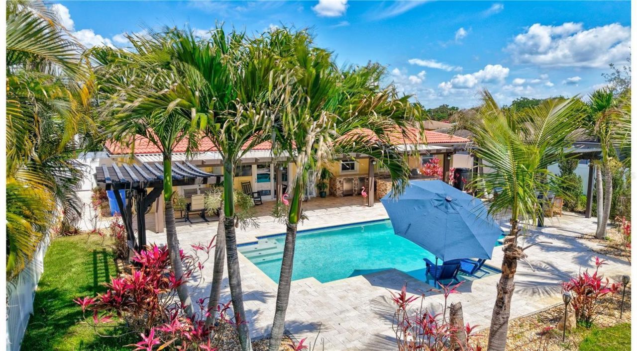 3890 Benson Avenue N, Saint Petersburg, FL 33713 Photo