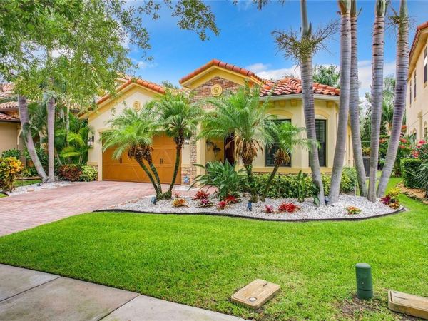 8419 PRESTBURY DRIVE, ORLANDO, FL 32832