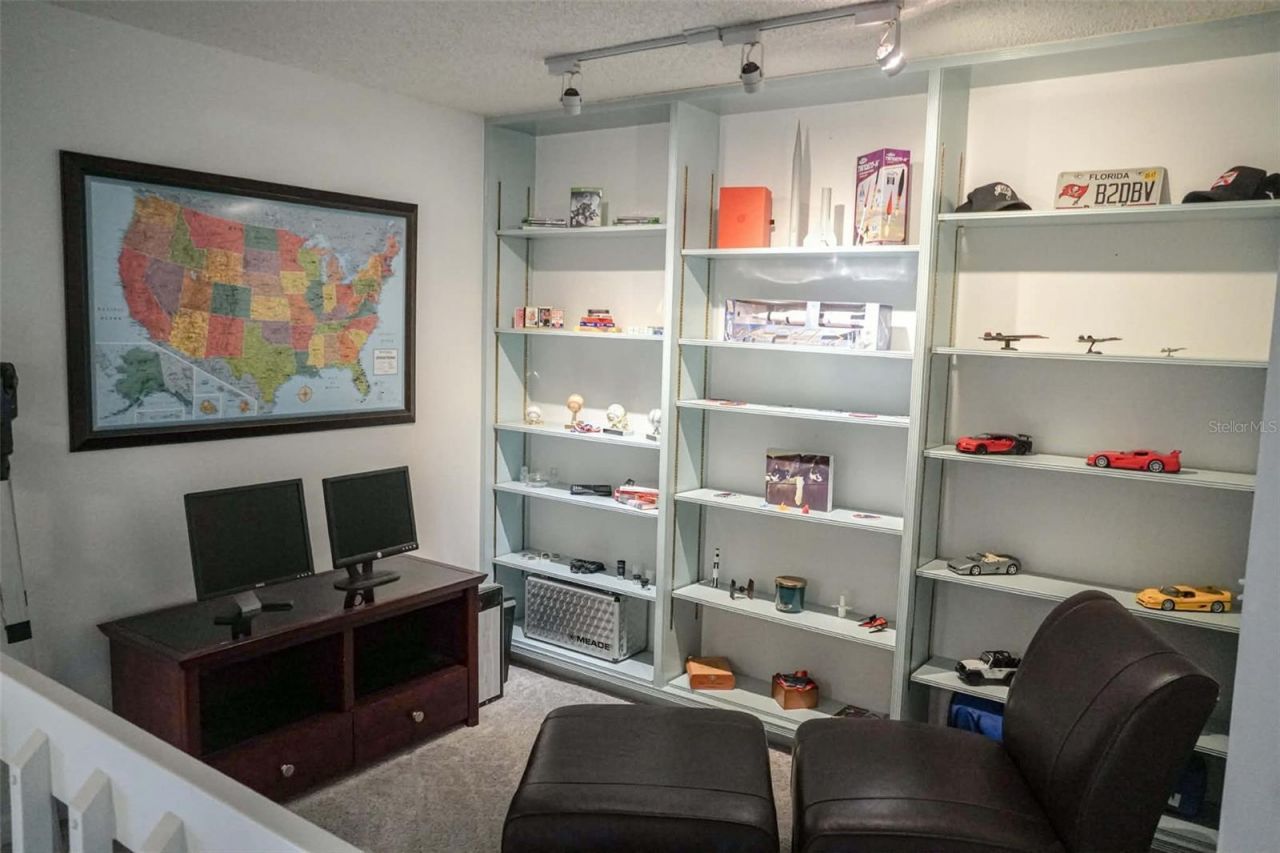 1963 Georgia Circle N, Clearwater, FL 33760 Photo